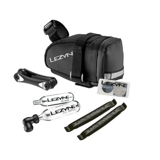 Lezyne M-Caddy CO2-kit i delar: sadelväska, CO2-patroner, verktyg och självhäftande lappar