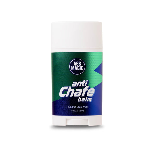 Anti-chafing balsam i stickform med Ass Magic-märkning och grön/blå etikett.