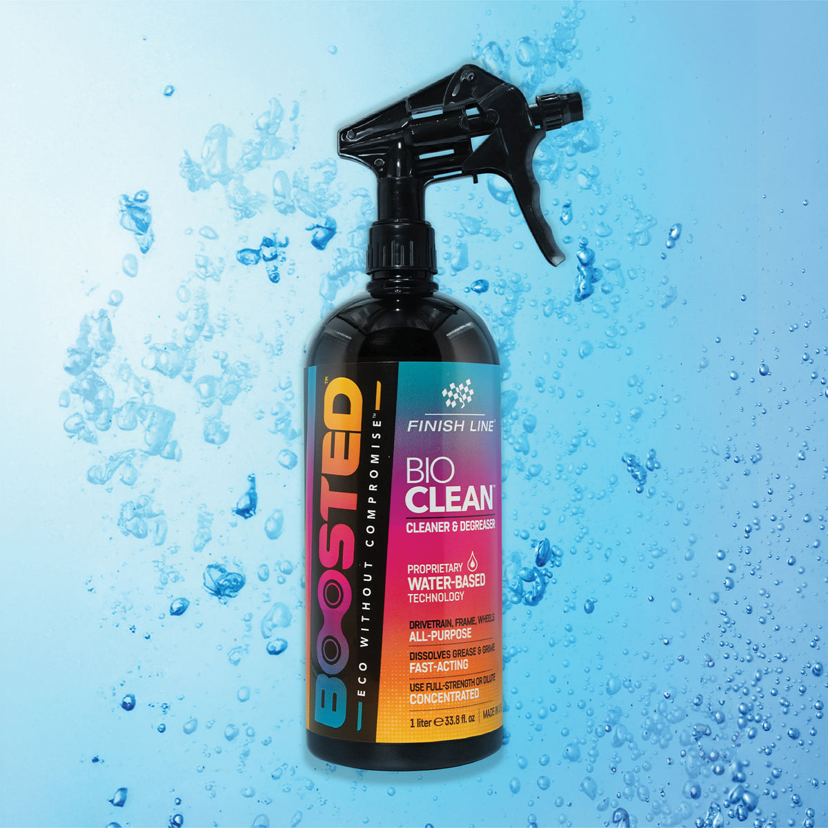 Bio rengöringsspray i flaska med spraymunstycke och vattenstänk